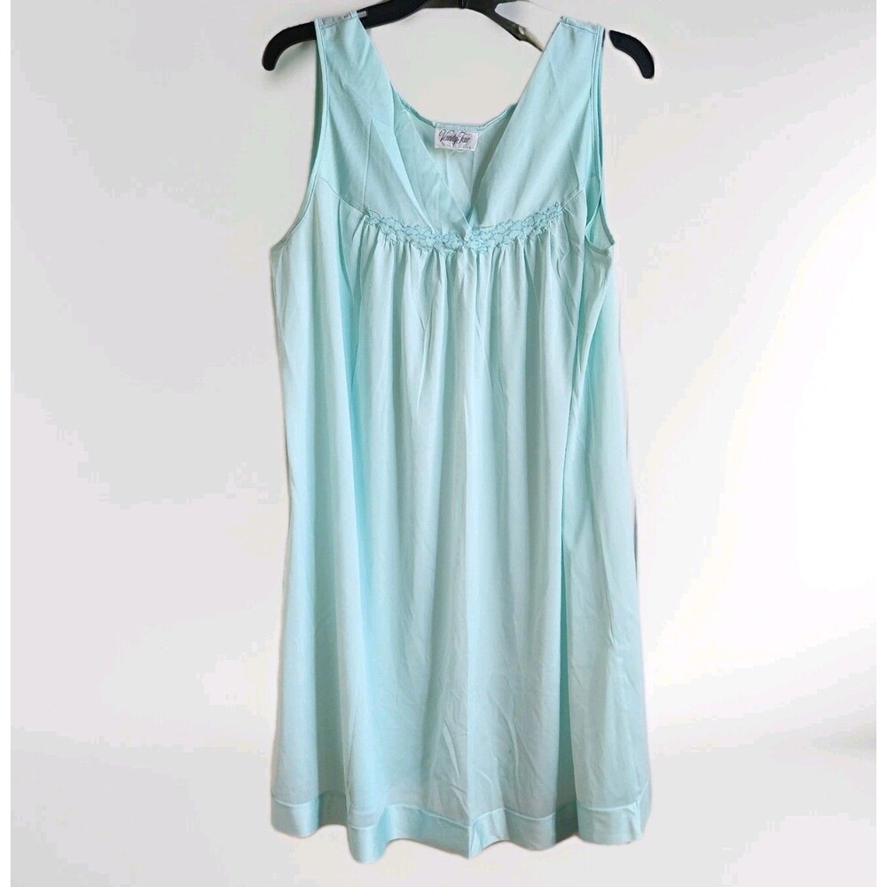 Vintage Vanity Fair Nightgown – Size Large – Aqua Blue – Sleeveless – 100% Nylon